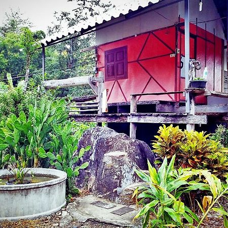 Hotel Baan Pai Likit Exteriér fotografie