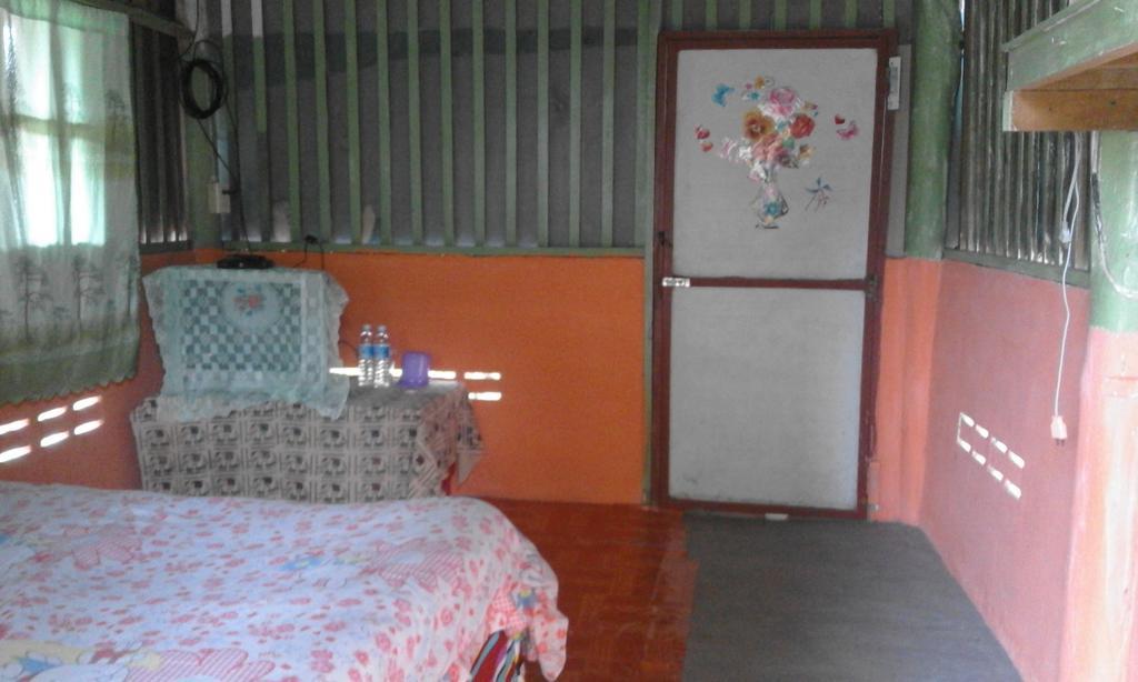 Hotel Baan Pai Likit Exteriér fotografie