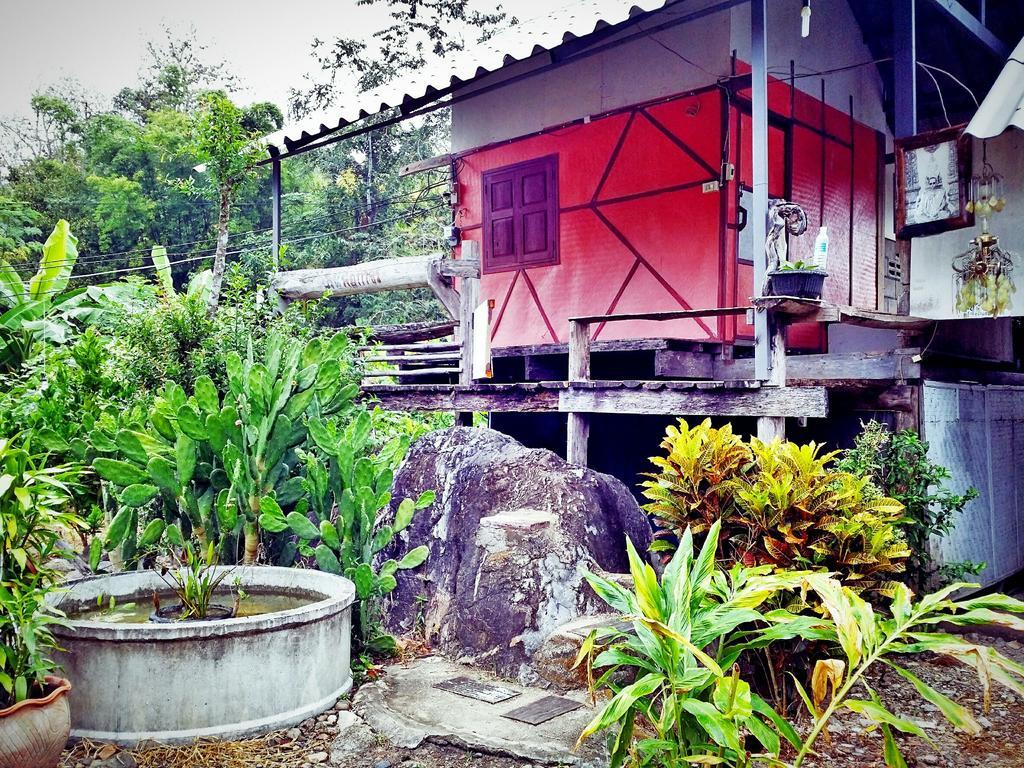 Hotel Baan Pai Likit Exteriér fotografie